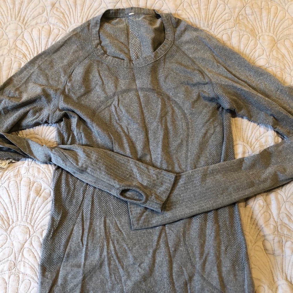 Lululemon Swift size 6